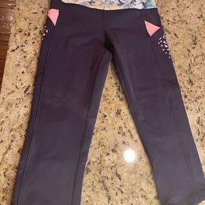 Lululemon/Ivivva girls size 12 Capri pants